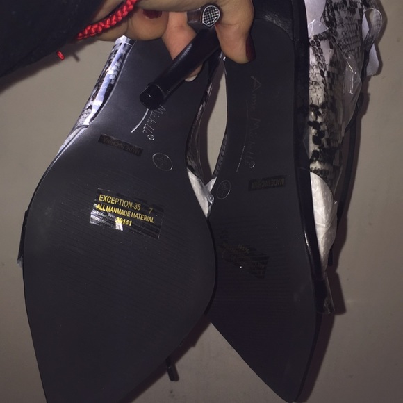 🔥⚡️Snake Lace Up Heels 👠✨💥 - Picture 3 of 6